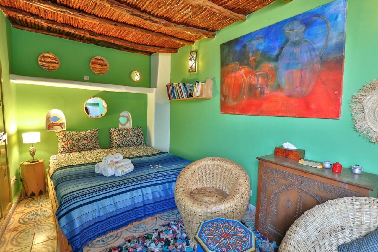 Ryad Des Nomades Есувейра Екстериор снимка